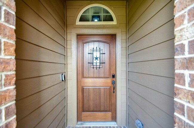 Building Photo - 2418 Grey Reef Dr