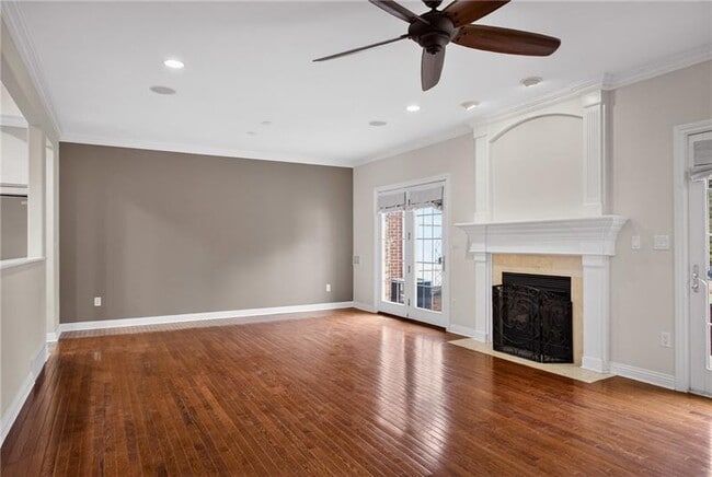 Building Photo - 402 Georgetowne Ct