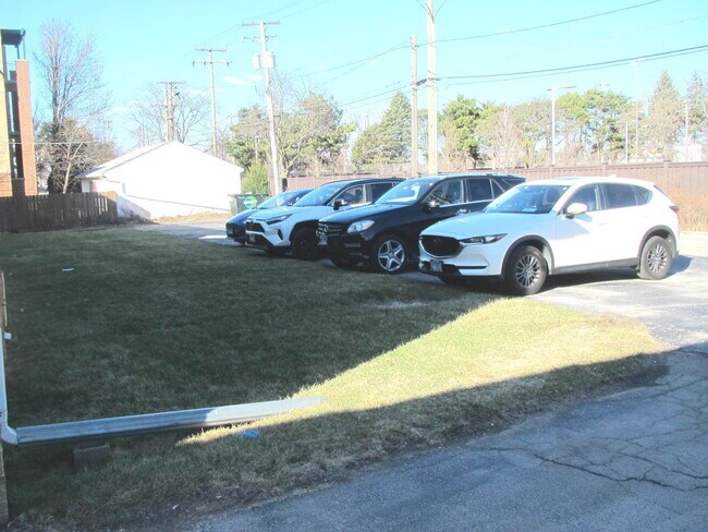 Building Photo - 33 N Clifton Ave