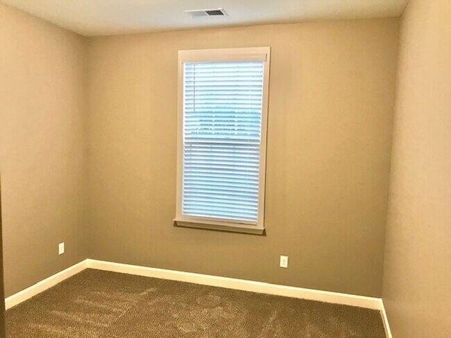 Building Photo - Now Leasing a Brand New 5 Bedroom 3 Bath Home