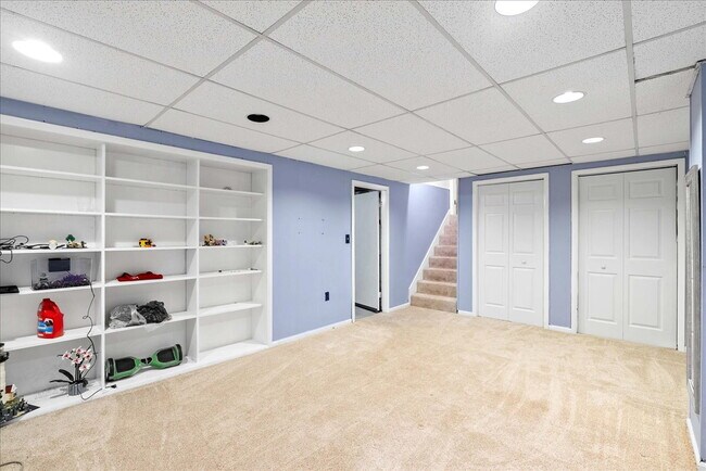 Building Photo - Find Your Forever Home in Valewood Manor