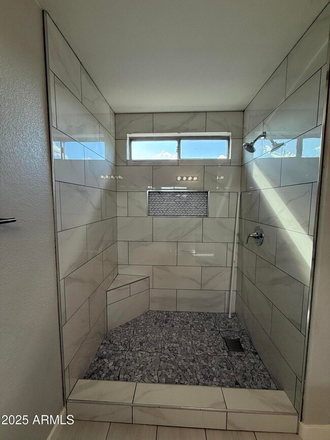 Building Photo - 14506 N 129th Ave