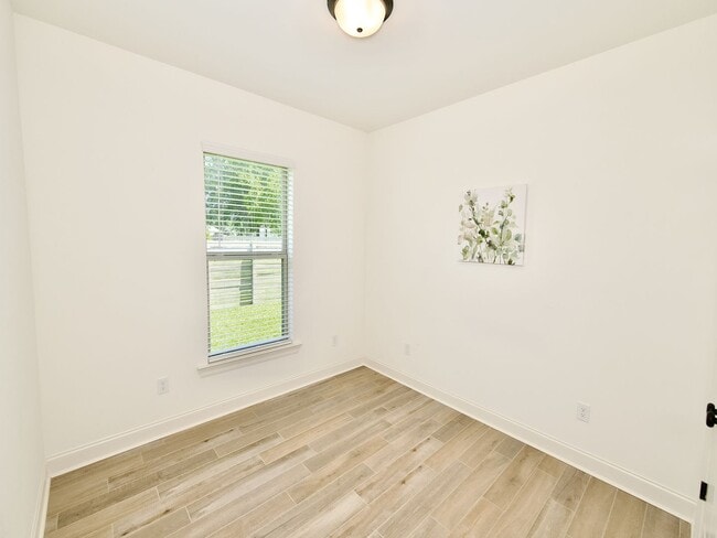 Building Photo - Gorgeous property in the highly sought after Jamestown Crossing in Prairieville