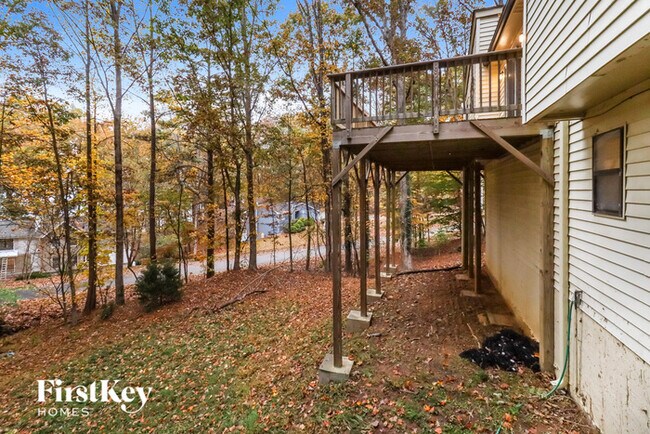 Building Photo - 3167 Lake Ranch Dr