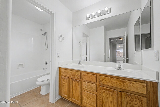 Building Photo - 14165 W Crocus Dr