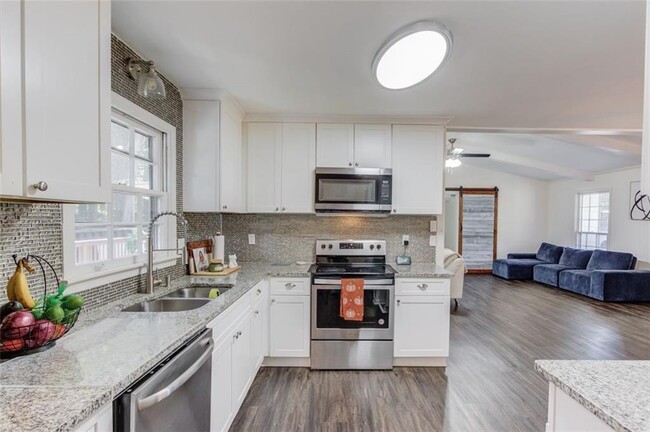 Building Photo - 3152 Westbrook Trace SW