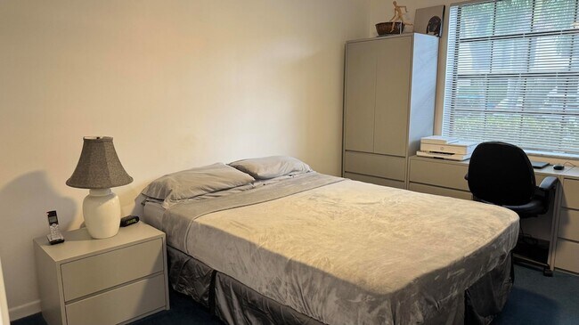 Building Photo - 5195 Europa Dr