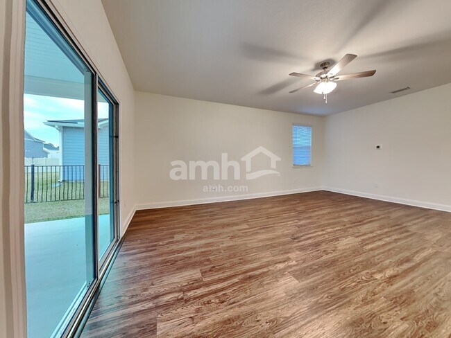 Building Photo - 118 Banyan Frst Dr