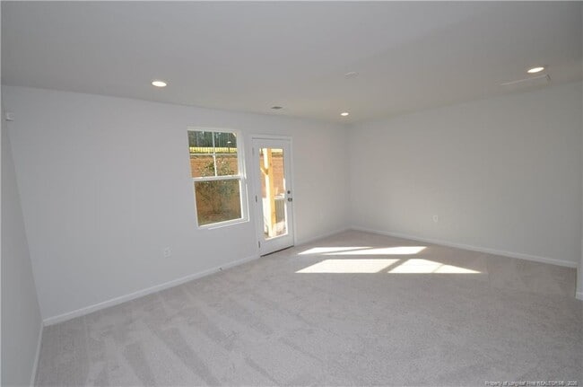 Building Photo - 1009 Shoreside Dr