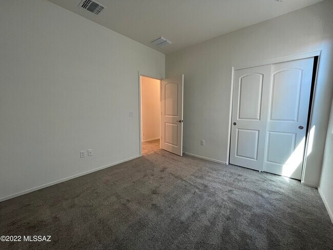 Building Photo - 7838 S New Strike Way