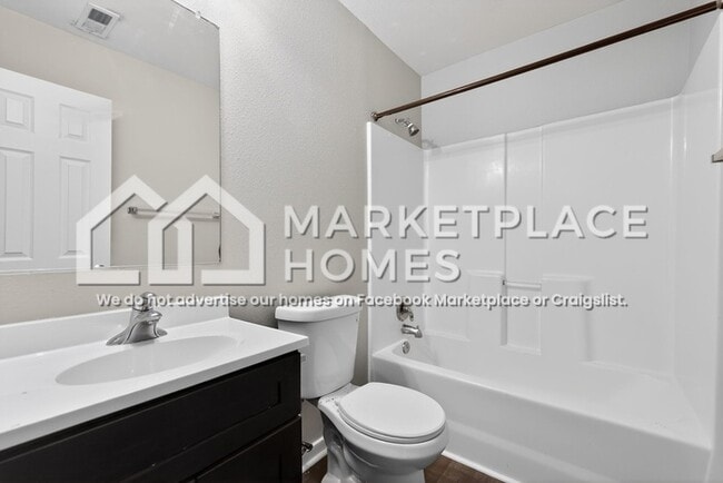 Building Photo - 3905 Harvest Crest Dr