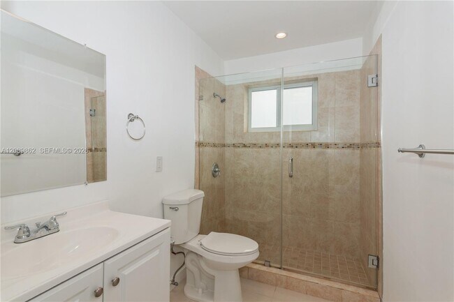 Building Photo - 7770 SW 106th Terrace