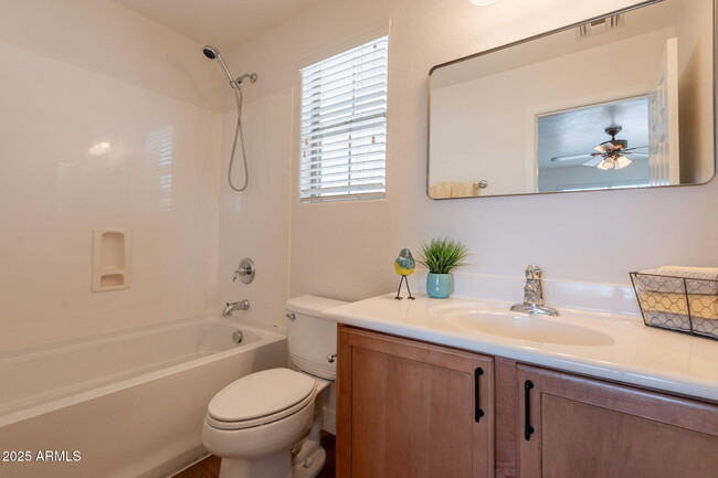 Building Photo - 26638 N Babbling Brook Dr