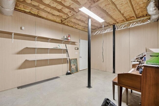 Building Photo - 2222 Amber Creek Trail