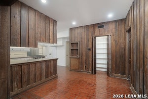 Building Photo - 126 Stanford Dr