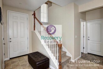 Building Photo - 734 Equinox Loop