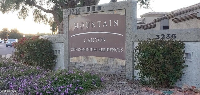 Building Photo - 3236 E Chandler Blvd