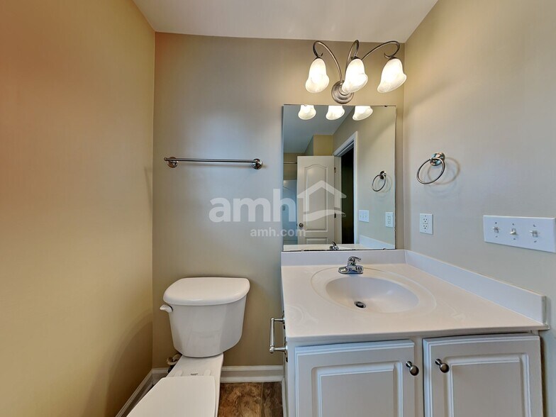 Building Photo - 407 Windham Ct