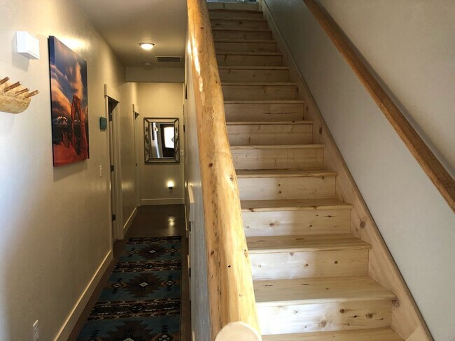 Building Photo - 3374 S Village Loop