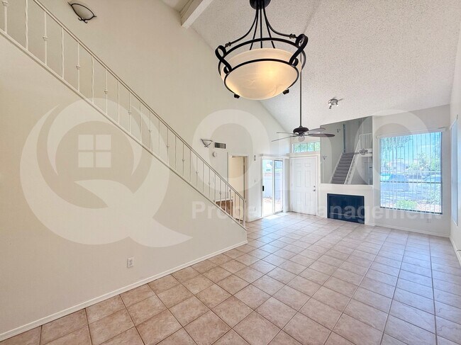 Building Photo - 1717 E Union Hills Dr