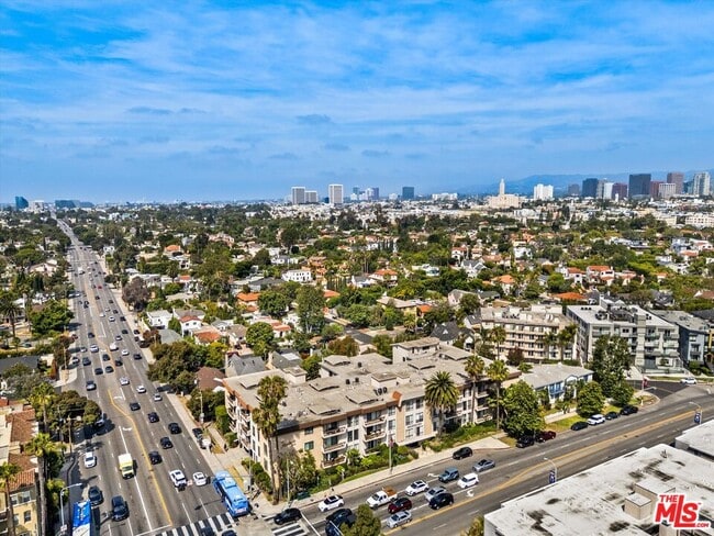 Building Photo - 2175 S Beverly Glen Blvd