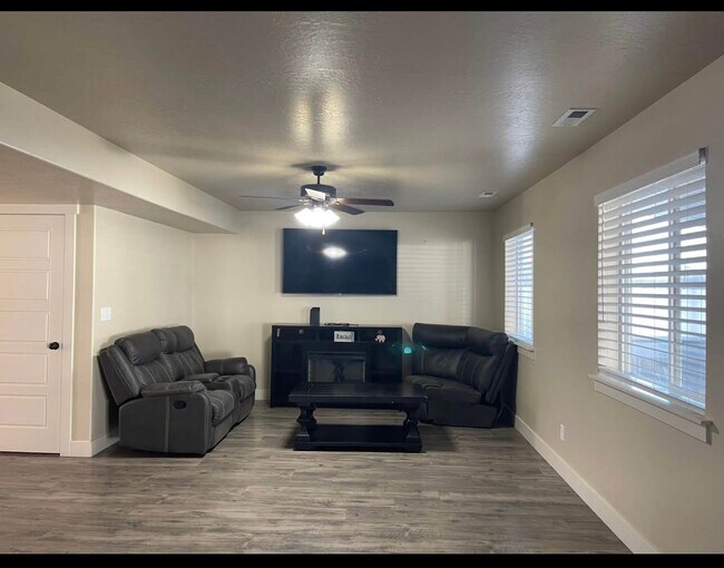 Building Photo - 1448 W 350 N