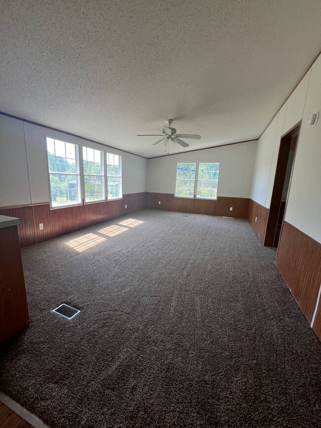 Building Photo - 128 Reginald Russell Rd