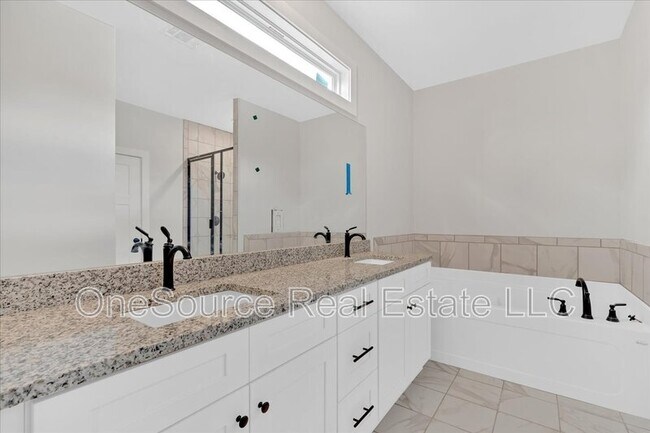 Building Photo - 4444 Sullivan Rd SW