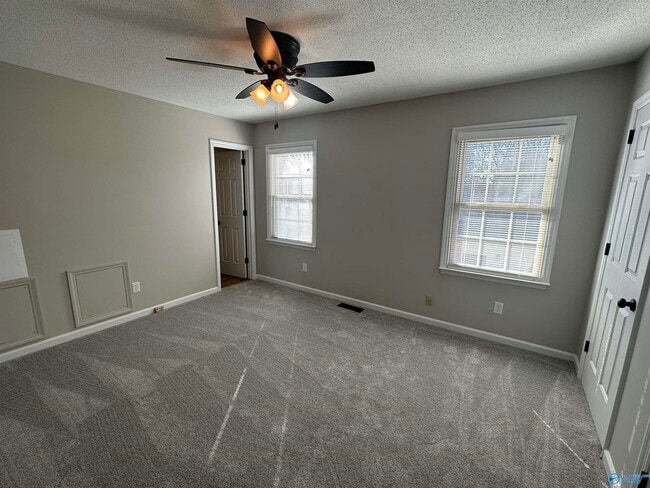 Building Photo - 1536 Four Mile Post Rd SE