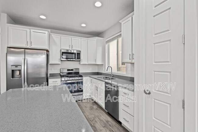 Building Photo - 298 Old Farm Ln