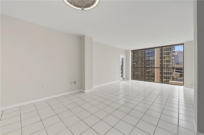 Building Photo - 1280 W Peachtree St NE