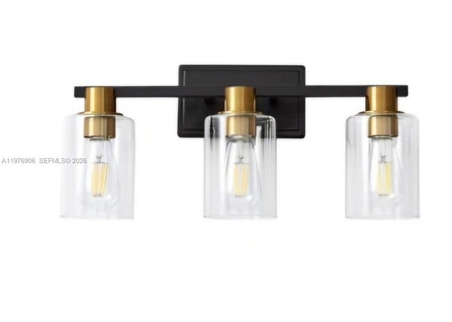 Building Photo - 7816 SW 102nd Ln