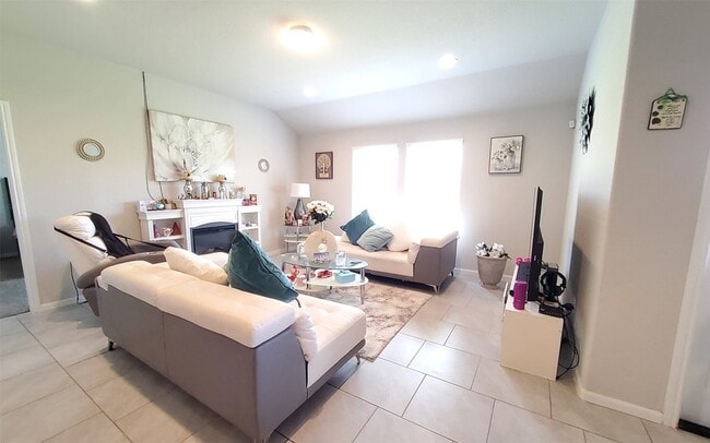 Building Photo - 29614 Kettle Creek Ct
