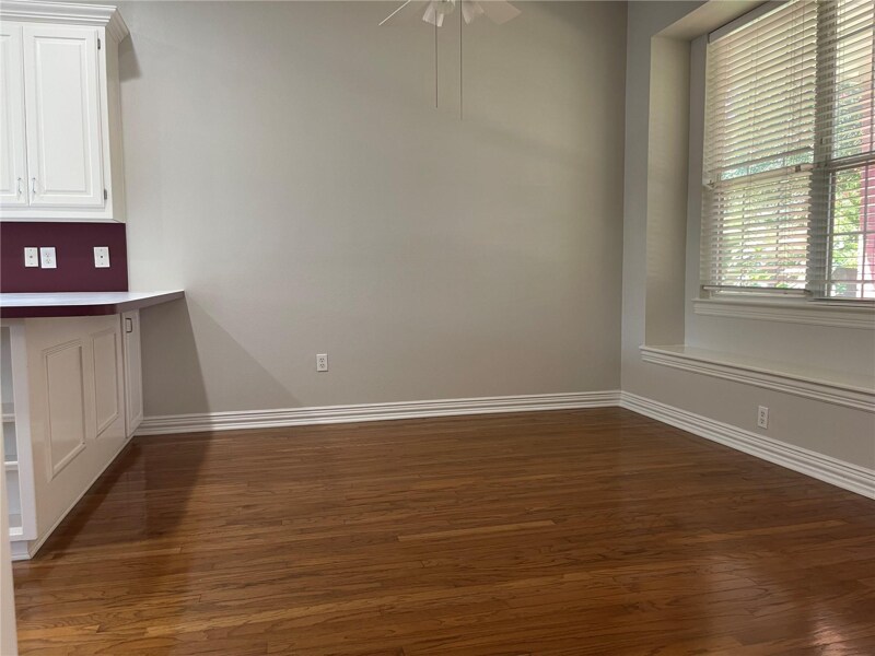 Building Photo - 716 Ticonderoga Dr