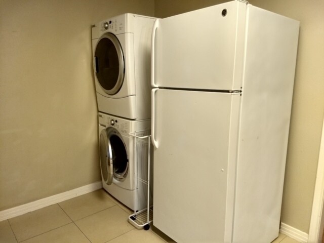 Washer/Dryer/Refrigerator - 201 North Mills Street