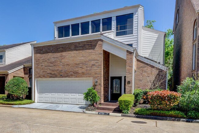 Primary Photo - 4734 Post Oak Timber Dr