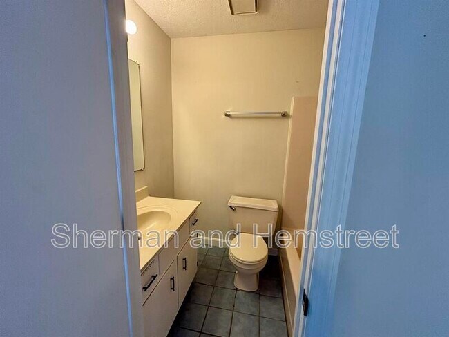 Building Photo - 4391 Ridge Valley Dr