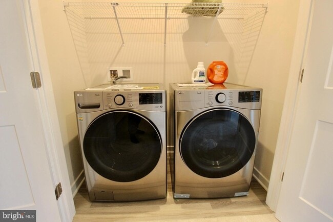 Building Photo - 4619 Olivine Dr