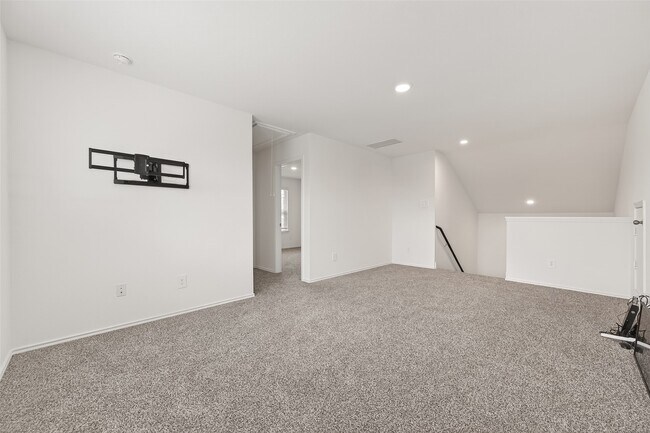 Building Photo - 24721 Majestic Cone Ln