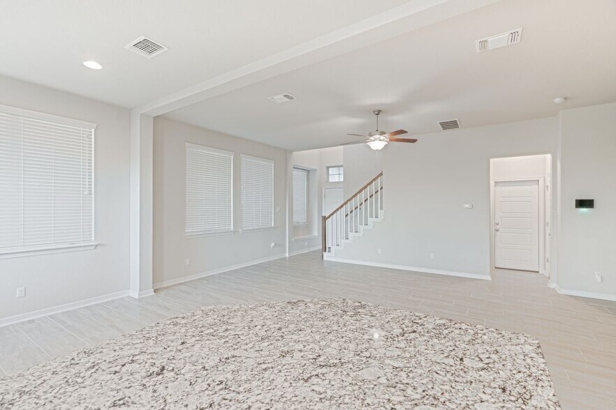 Building Photo - 2212 Dillon Pond Ln