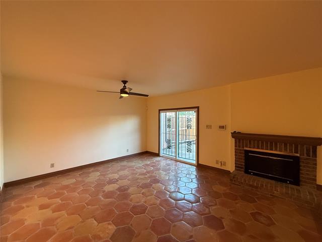 Building Photo - 12513 Burninglog Ln