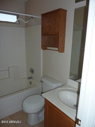 Building Photo - 1266 W Kingbird Dr