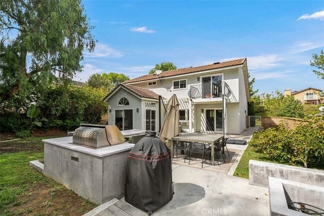 Building Photo - 28792 Bolanos