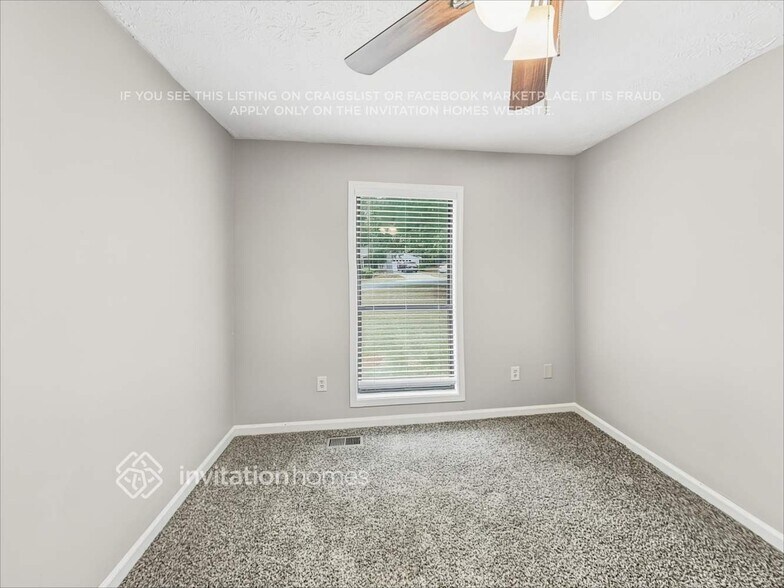 Building Photo - 1468 Barnacle St