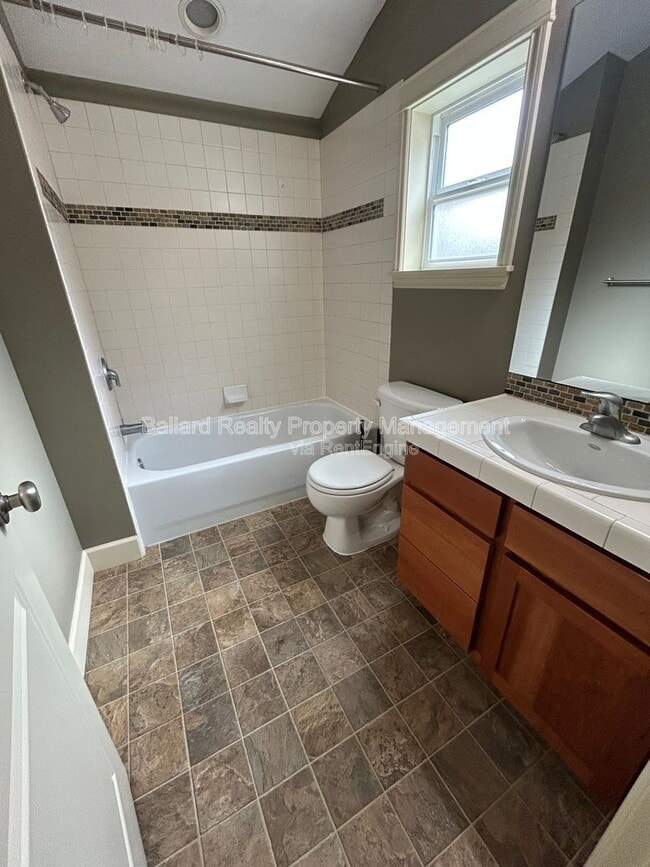 Building Photo - 1415 NW 61st St