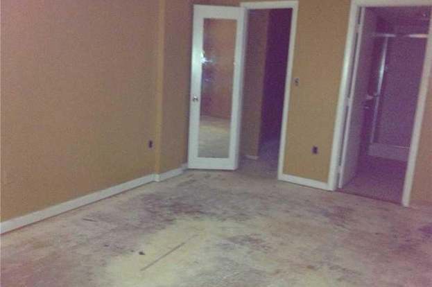 Building Photo - 4156 Inverrary Dr