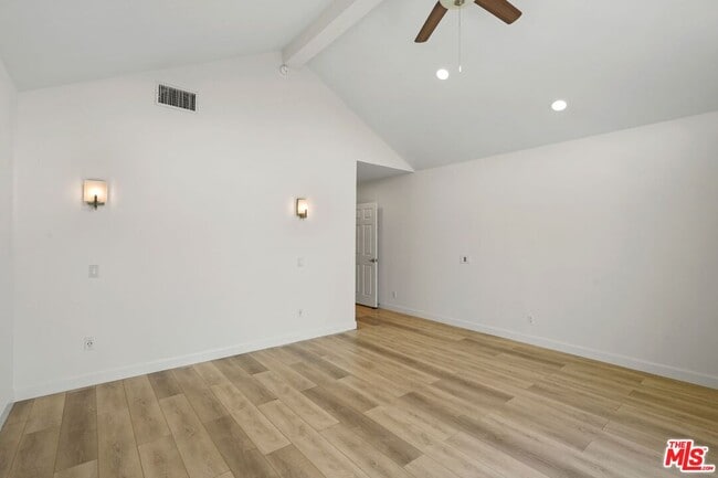 Building Photo - 2910 Santa Carlotta St