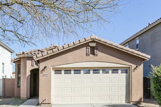 Building Photo - 4001 E Timberline Rd