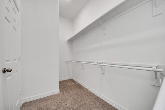 Building Photo - 2968 Golden Dust Dr