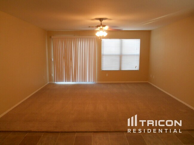 Building Photo - 106 S Valle Verde